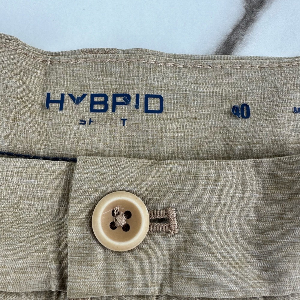 Men’s Izod Khaki Shorts. Size: W40 - Picture 4 of 5